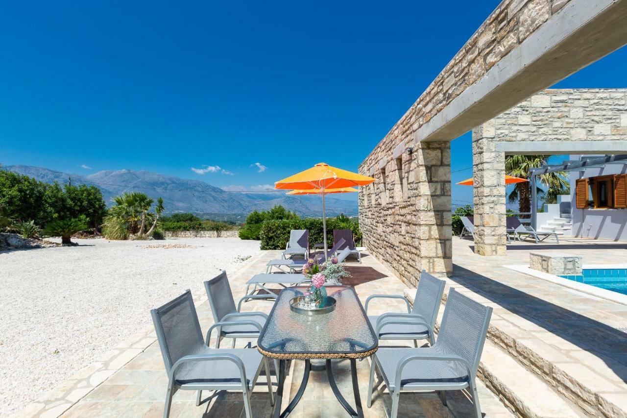 Villa Ypsilon Karoti  ภายนอก รูปภาพ