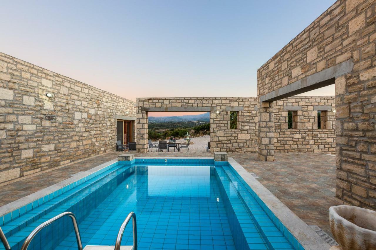 Villa Ypsilon Karoti  ภายนอก รูปภาพ