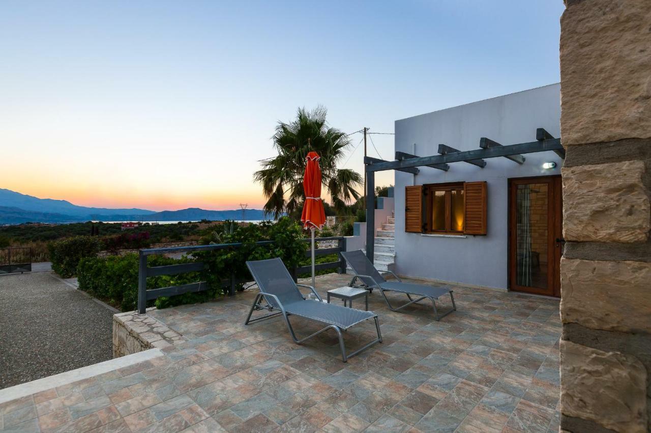 Villa Ypsilon Karoti  ภายนอก รูปภาพ